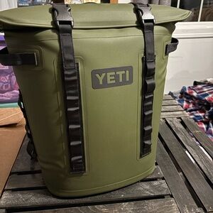 YETI Hopper M20 Green Backpack Cooler
